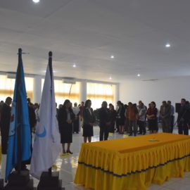 PENGAMBILAN SUMPAH DAN SERAH TERIMA JABATAN ADMINISTRATOR (ESELON IIIa), DAN JABATAN PENGAWAS (ESELON IVa) DALAM LINGKUNGAN UNIVERSITAS PATTIMURA PENGAMBILAN SUMPAH DAN SERAH TERIMA JABATAN ADMINISTRATOR (ESELON IIIa), DAN JABATAN PENGAWAS (ESELON IVa) DALAM LINGKUNGAN UNIVERSITAS PATTIMURA