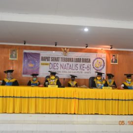 RAPAT SENAT TERBUKA LUAR BIASA DALAM RANGKA DIES NATALIS KE-61 RAPAT SENAT TERBUKA LUAR BIASA DALAM RANGKA DIES NATALIS KE-61